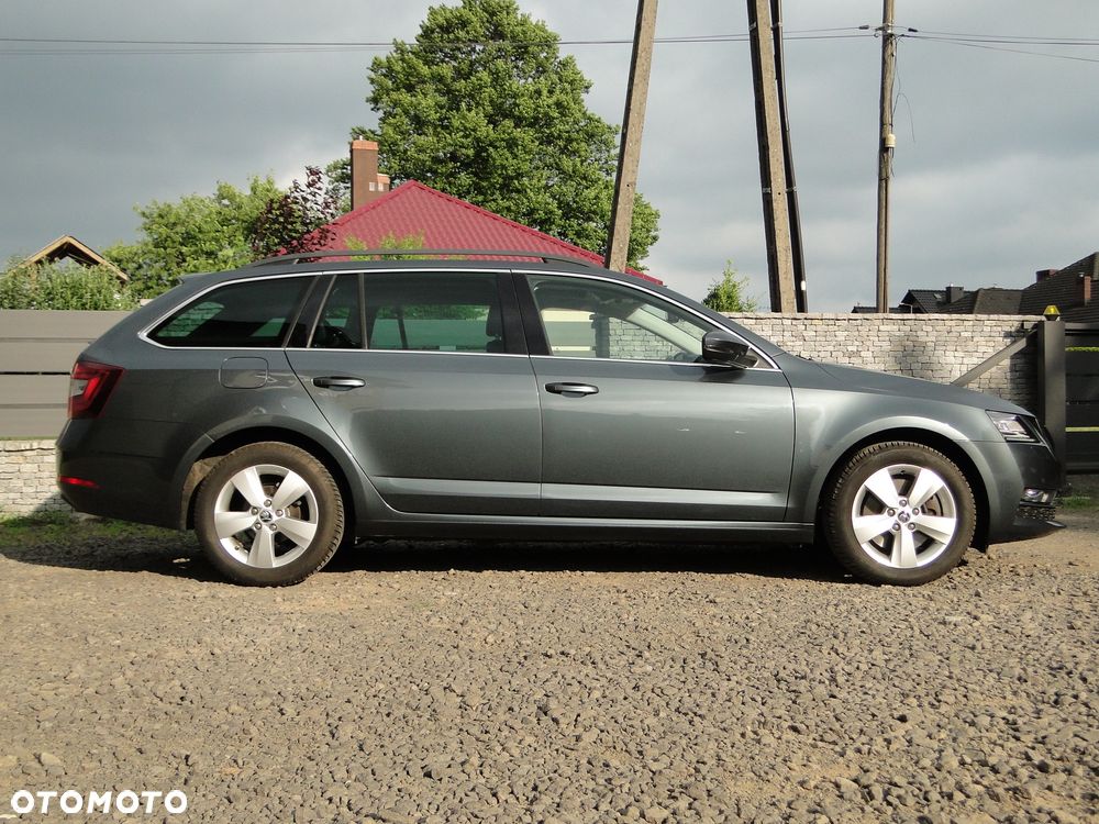Skoda Octavia 1.5 TSI ACT Style DSG - 4