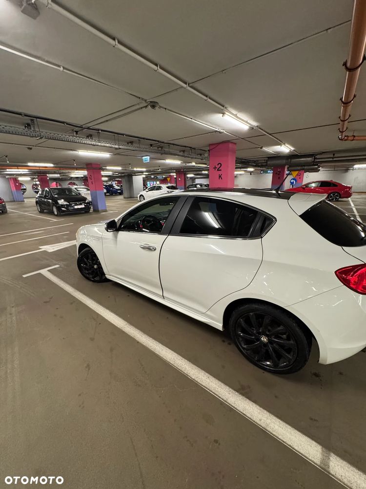 Alfa Romeo Giulietta 1.6 JTDM Progression - 5