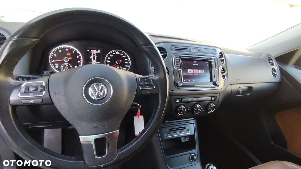 Volkswagen Tiguan 2.0 TDI SCR URBAN SPORT - 9