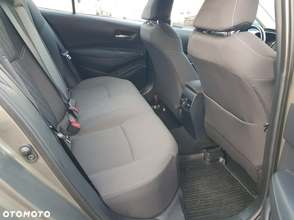 Toyota Corolla - 14