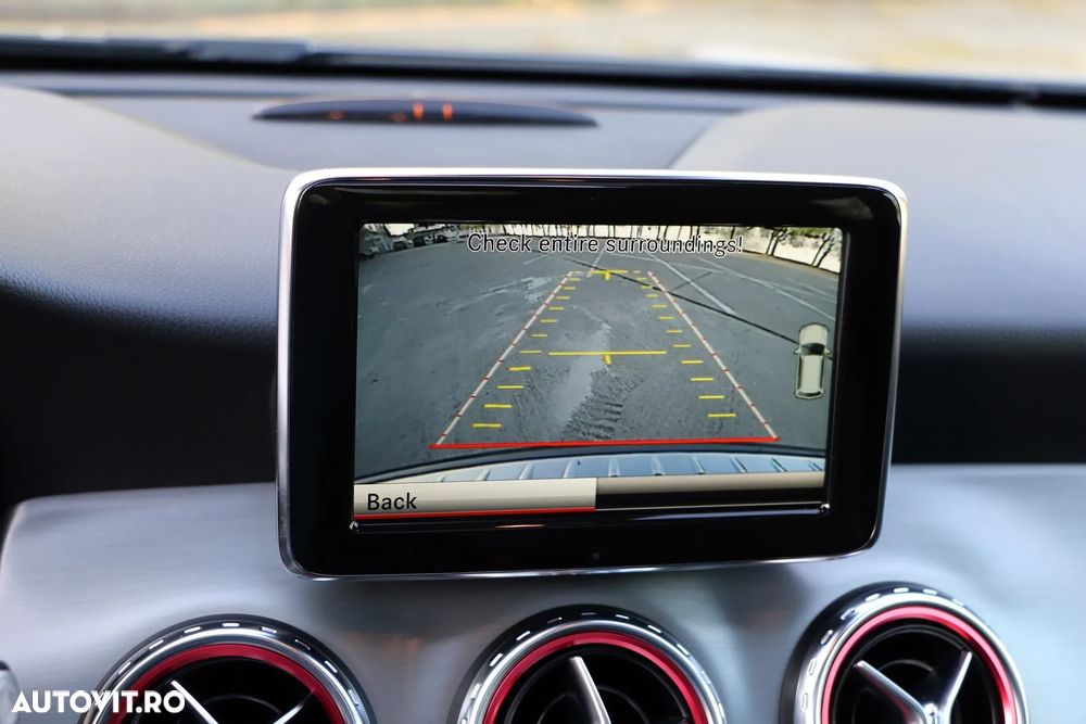 Mercedes-Benz GLA 220 CDI 4MATIC 7G-DCT AMG Line - 28