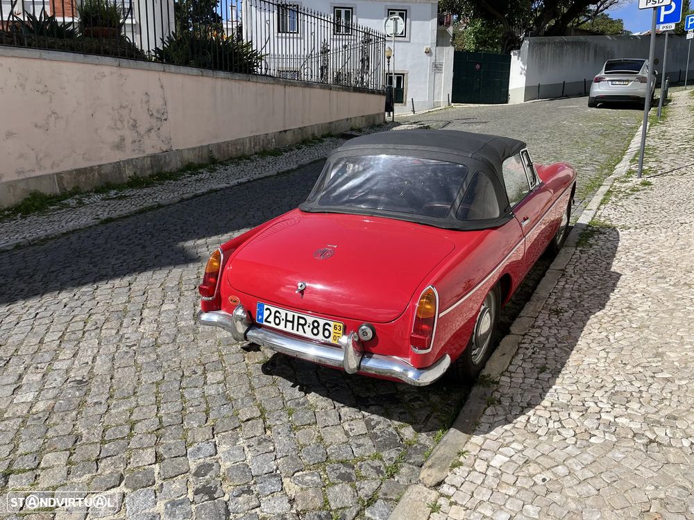 MG MGB - 6