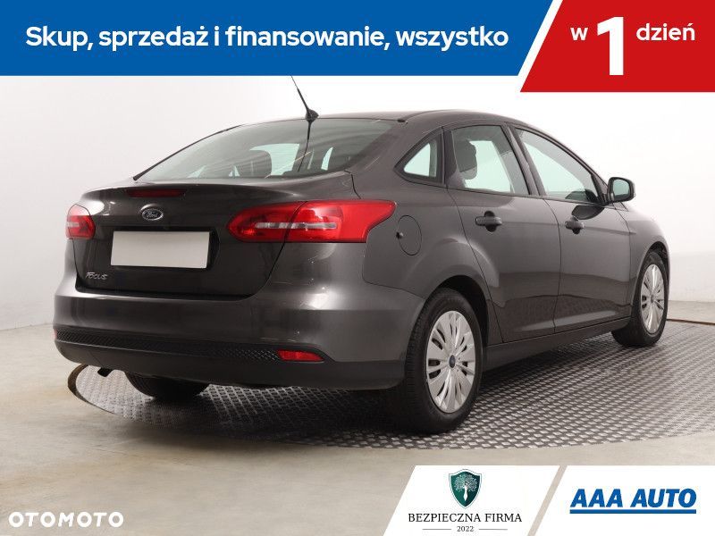 Ford Focus - 7