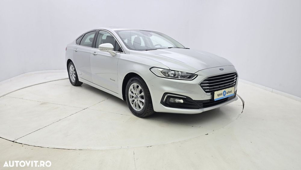 Ford Mondeo 2.0 HEV Trend - 4