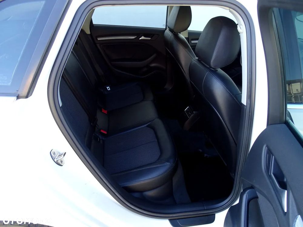 Audi A3 Sportback 2.0 TDI - 15