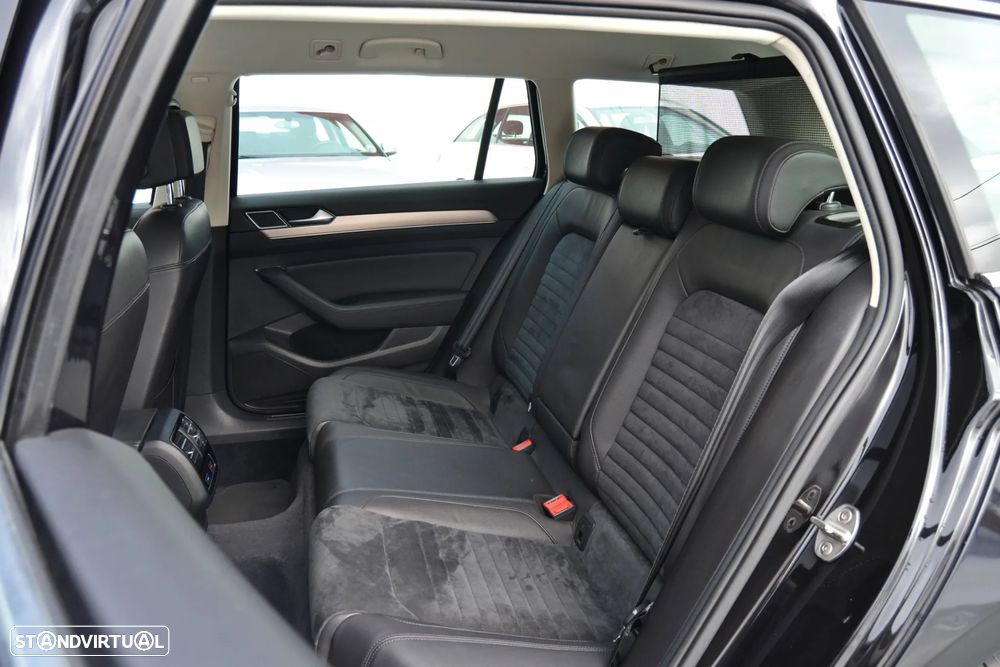 VW Passat Variant 2.0 TDI Highline - 19