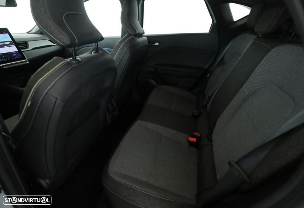 Renault Captur 1.3 TCe Techno EDC - 6