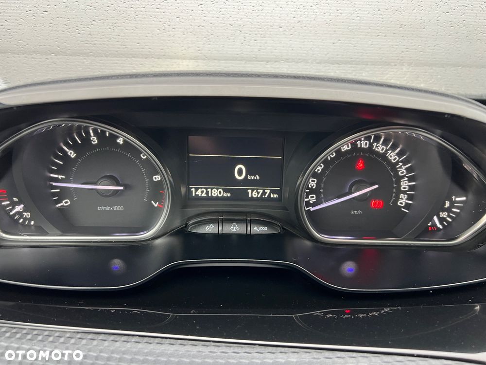 Peugeot 2008 PureTech 110 Stop&Start Crossway - 19