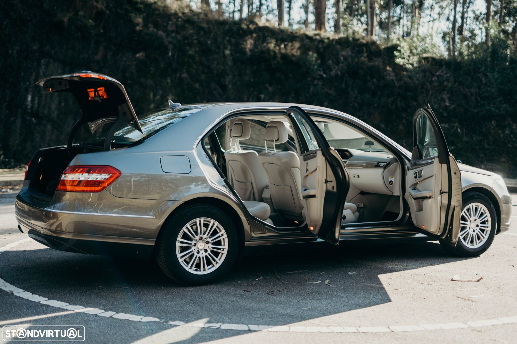 Mercedes-Benz E 250 CGi Elegance BlueEfficiency - 59