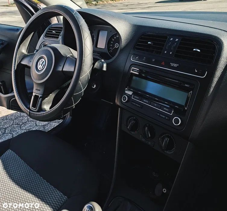Volkswagen Polo - 6