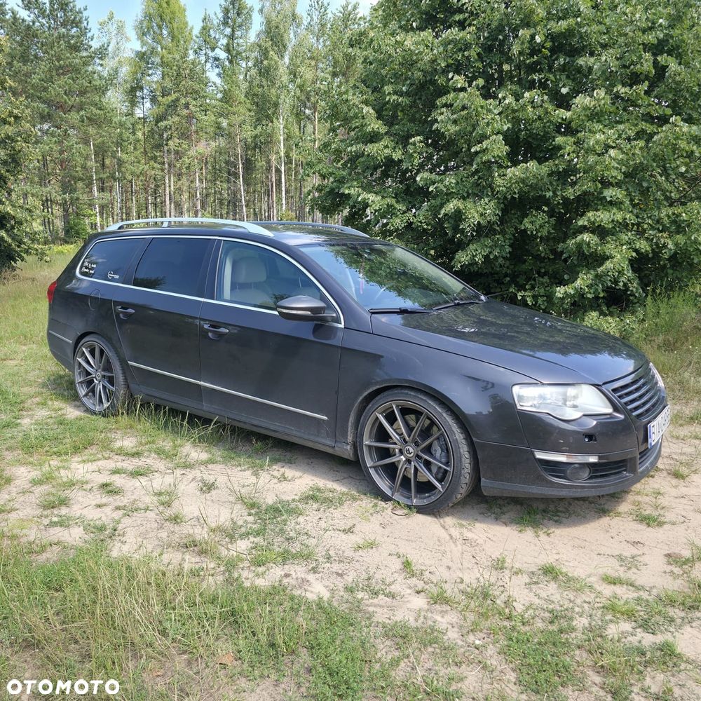 Volkswagen Passat - 4