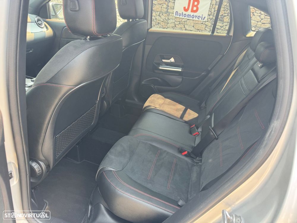Mercedes-Benz GLA 250 e AMG Line - 13