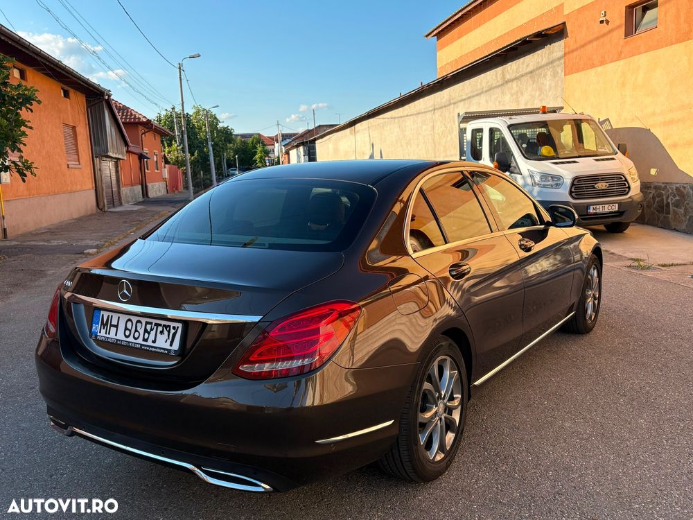 Mercedes-Benz C - 5