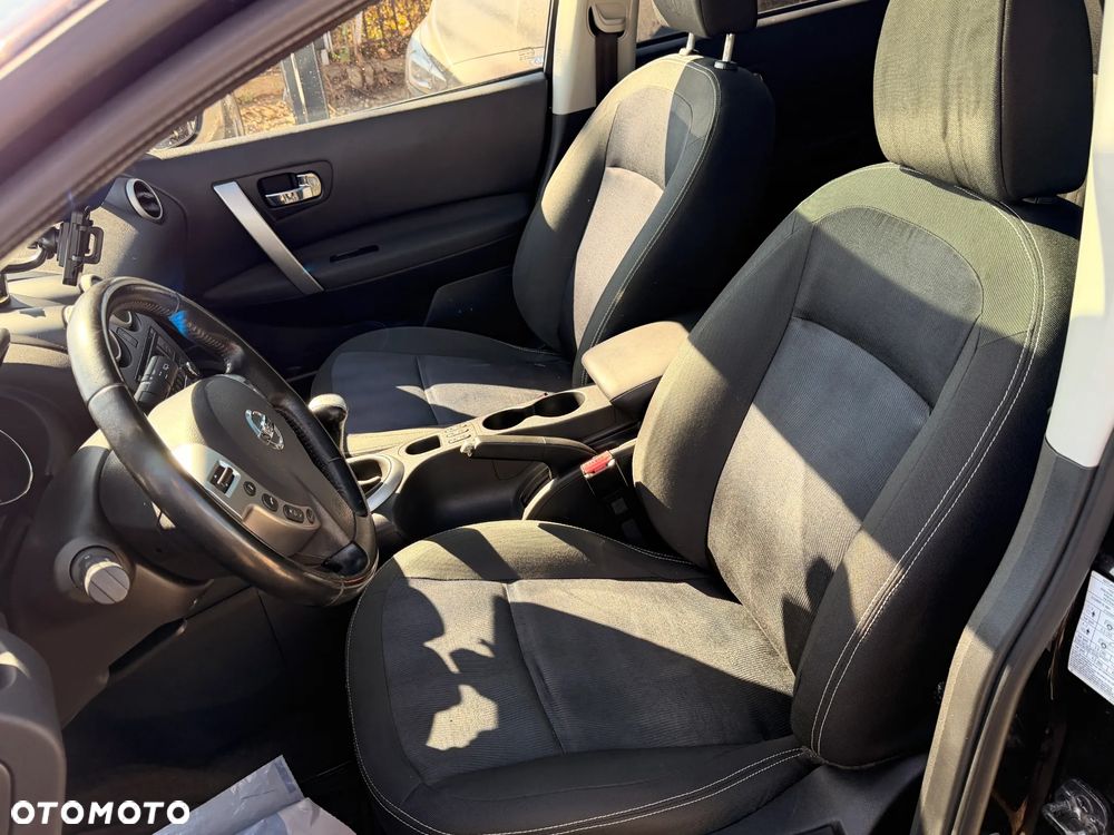 Nissan Qashqai+2 1.6 visia - 23