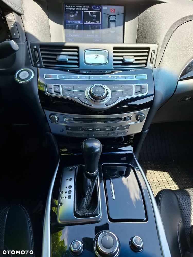 Infiniti Q70 2.2d Sport Tech EU6 - 10