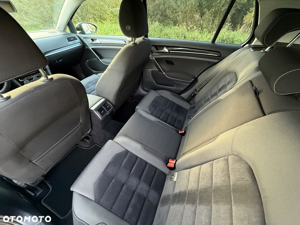 Volkswagen Golf 2.0 BlueTDI Highline - 9