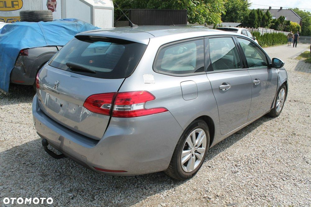 Peugeot 308 - 5