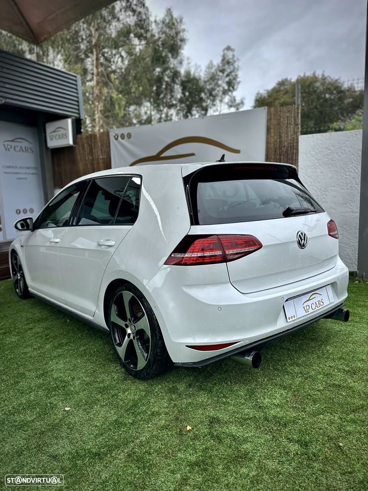 VW Golf 2.0 TSi GTi DSG - 5