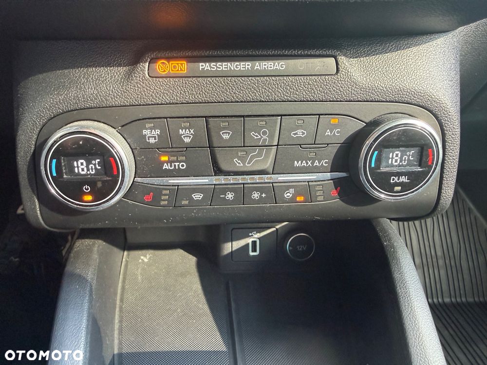Ford Focus - 26