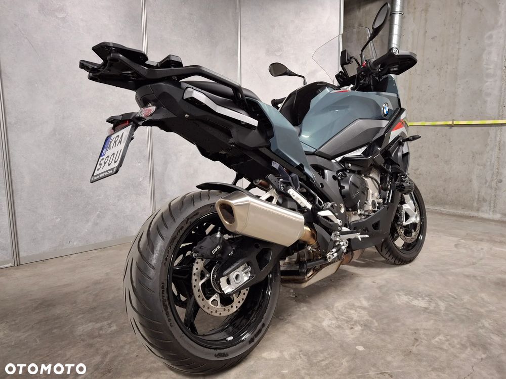 BMW XR - 2