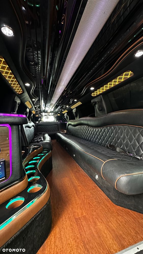 Hummer H2 6.0 V8 - 18