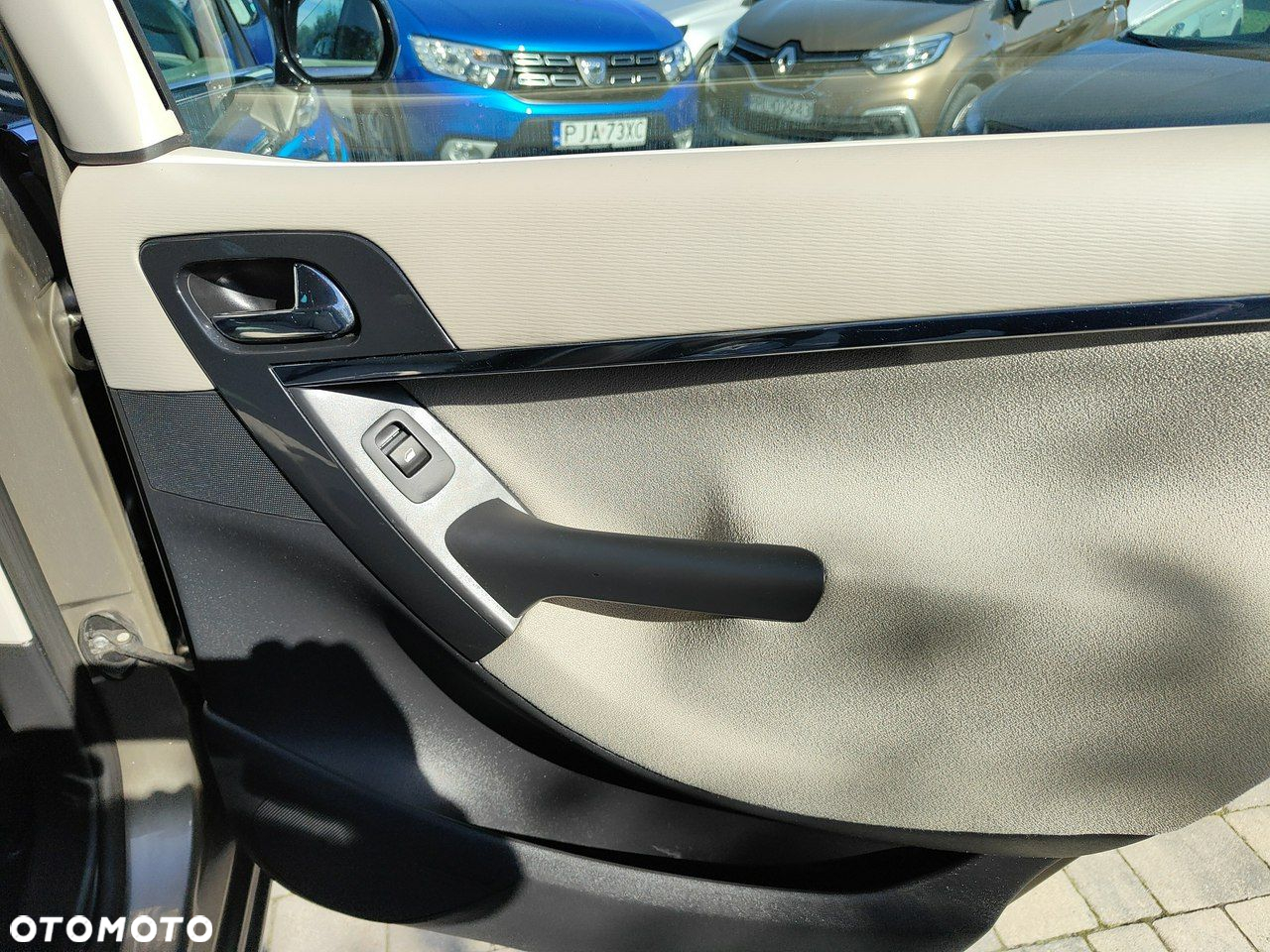 Citroën C4 Picasso 1.6 HDi FAP Exclusive - 24