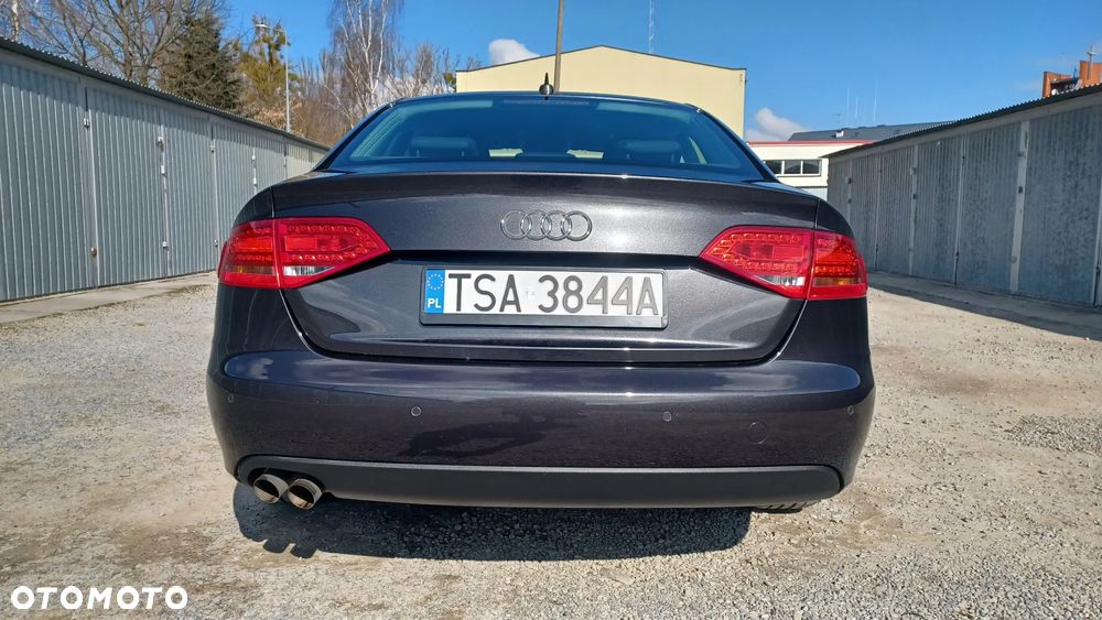 Audi A4 Limousine 2.0 TDI - 6