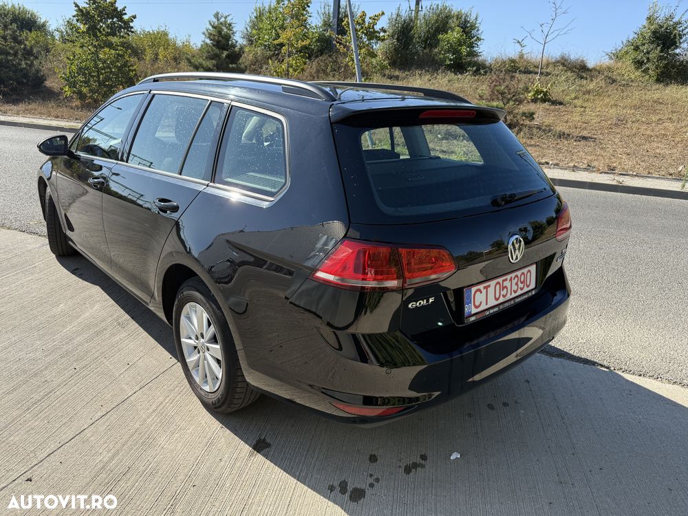 Volkswagen Golf - 4