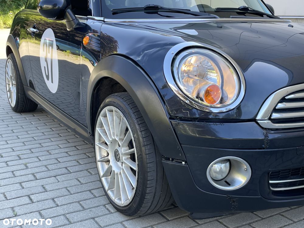 MINI Cooper Standard - 14