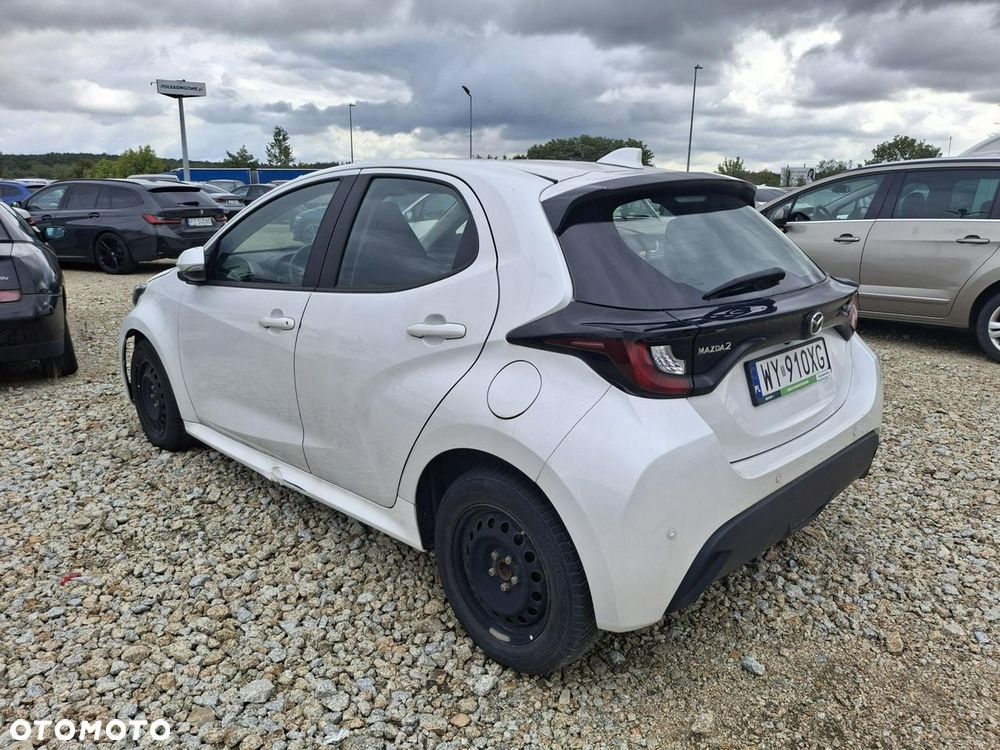 Mazda 2 Hybrid - 6