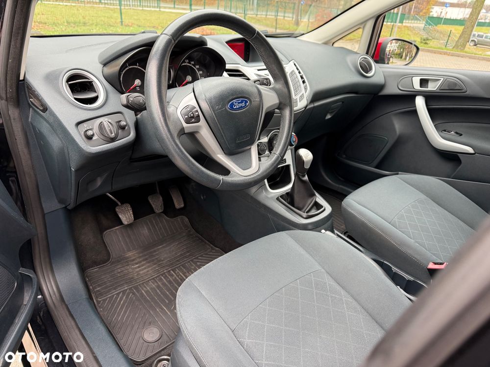 Ford Fiesta 1.25 Champions Edition - 15