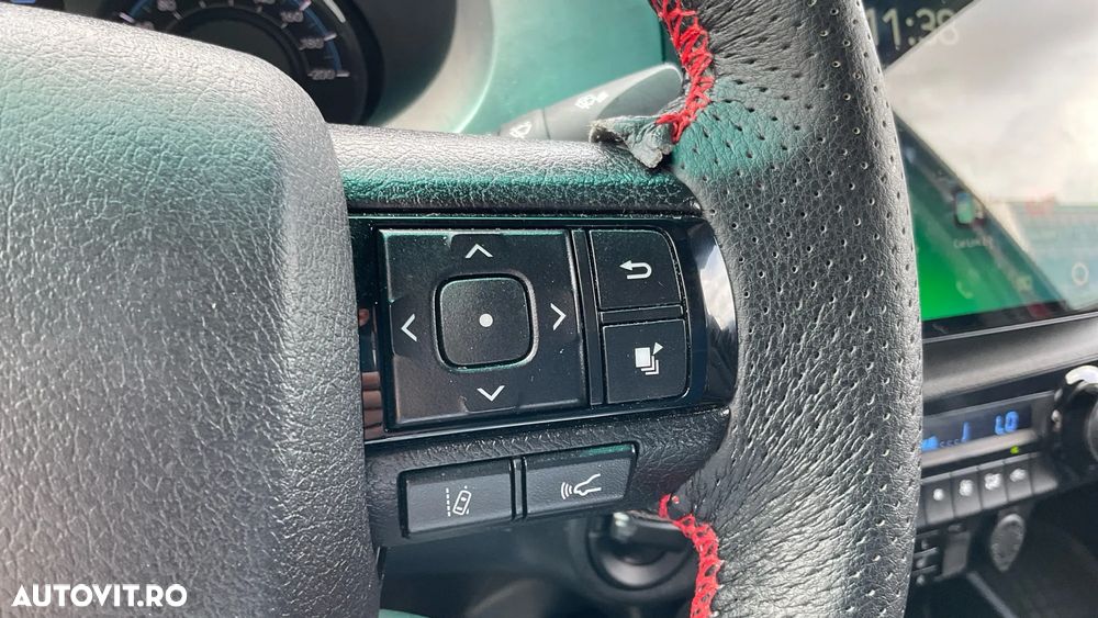 Toyota Hilux 2.8D 204CP 4x4 Double Cab AT Invincible - 30
