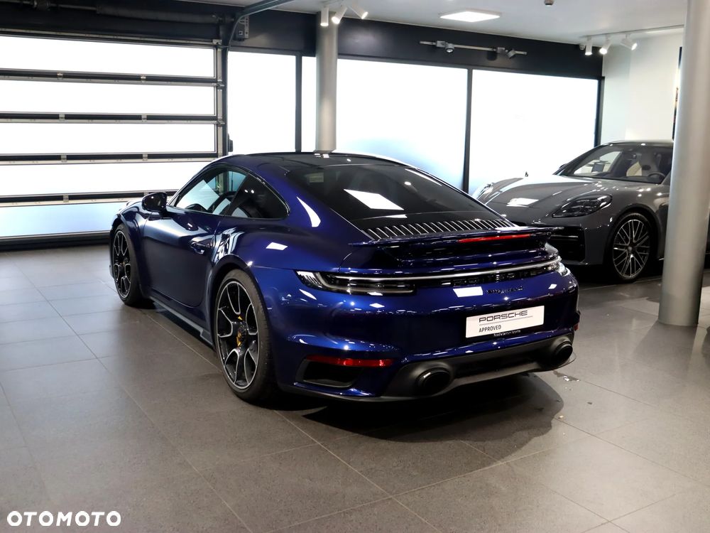 Porsche 911 Carrera Turbo S - 3