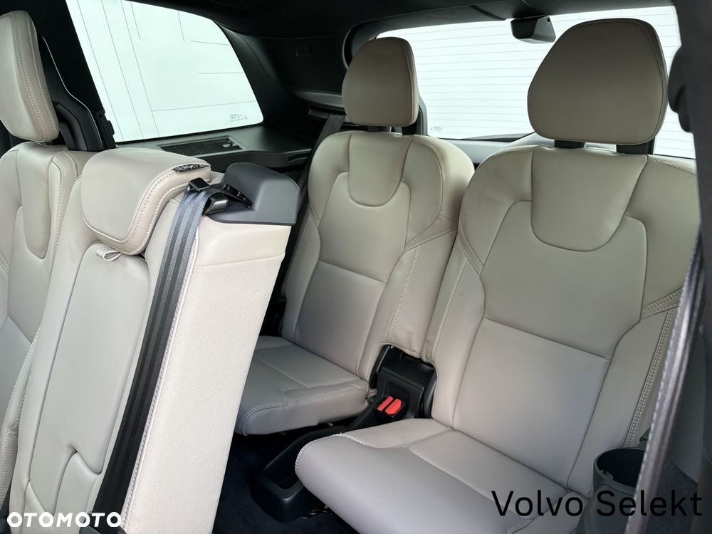 Volvo XC 90 - 27