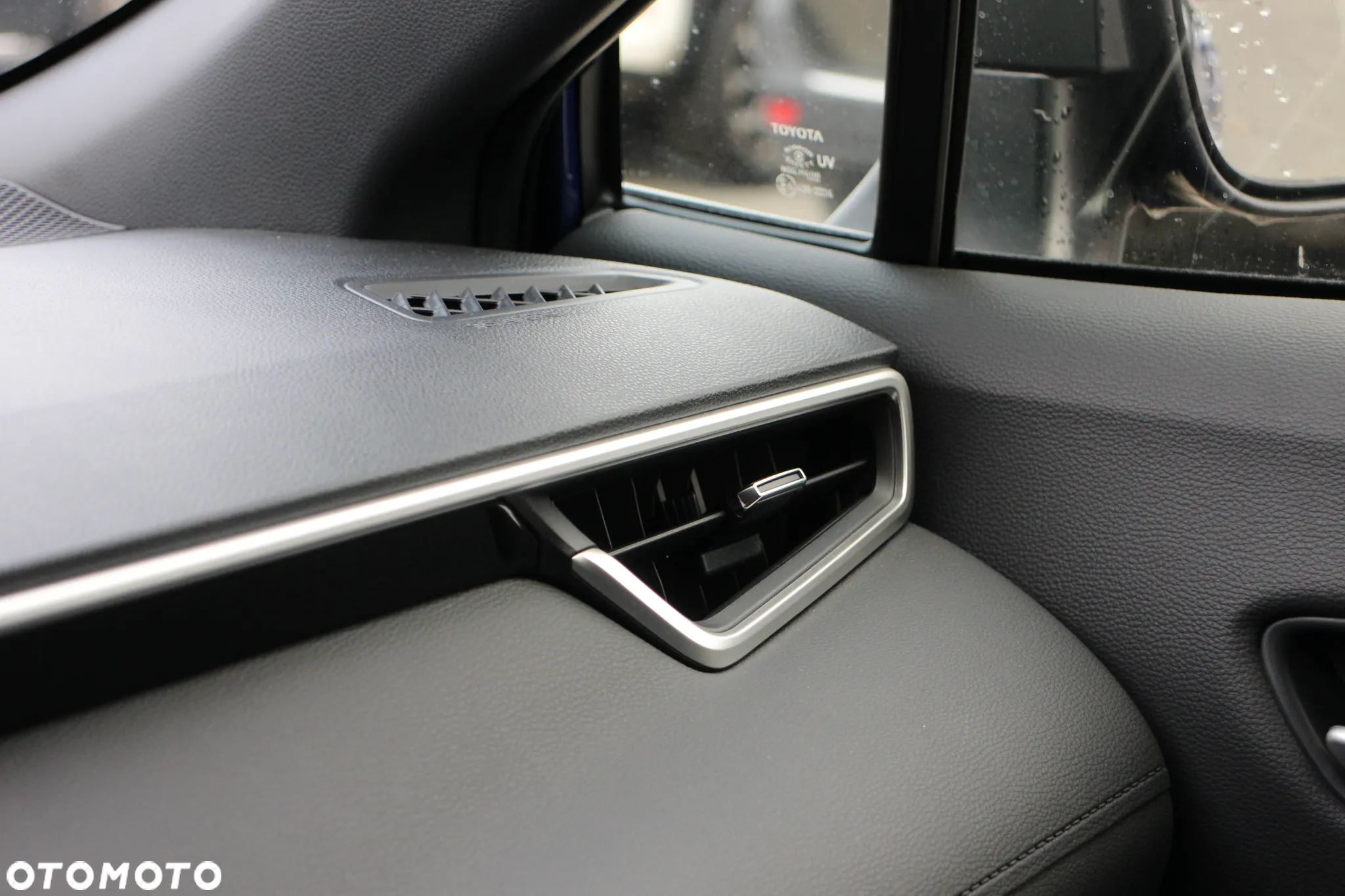 Toyota Corolla 2.0 Hybrid Style - 20