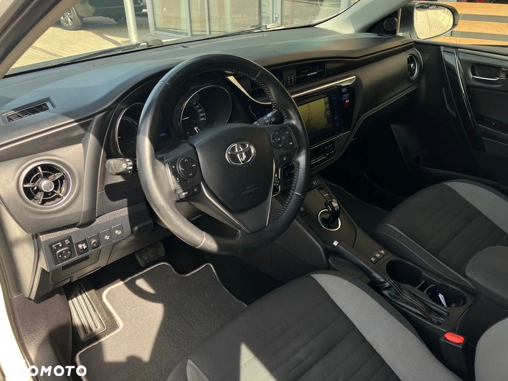 Toyota Auris Hybrid 135 Premium - 30