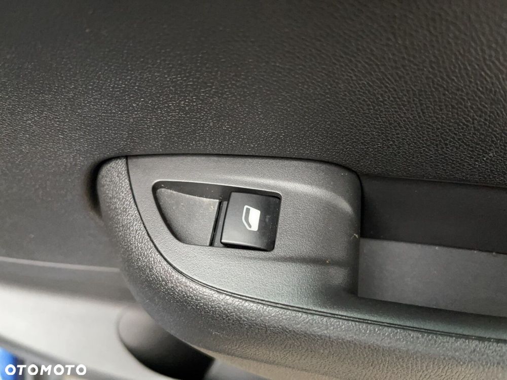 Opel Crossland X - 18