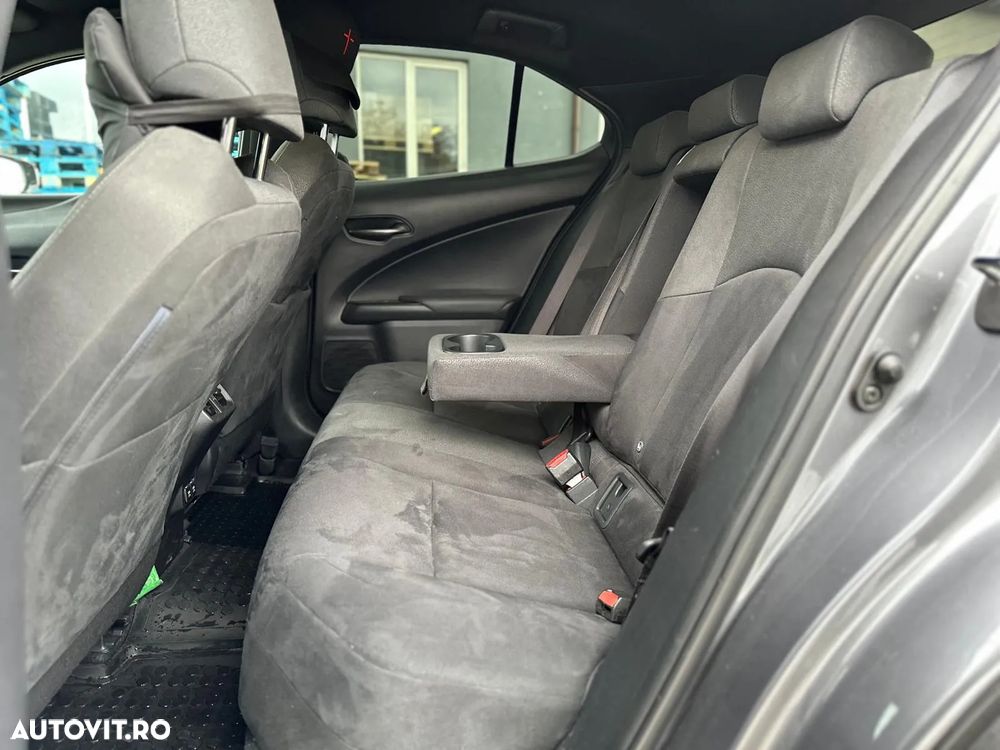 Lexus UX 200 FWD Executive - 12