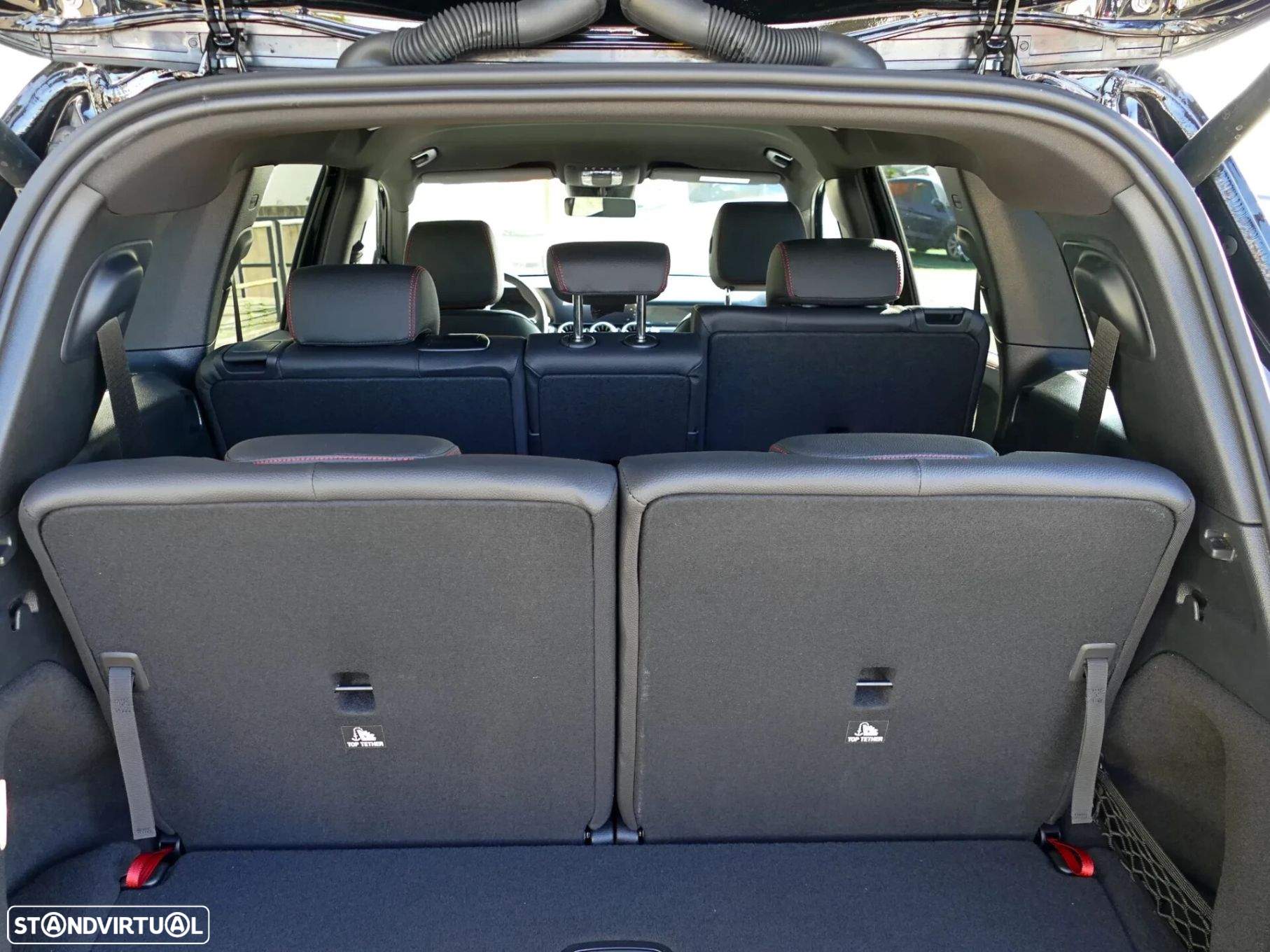 Mercedes-Benz GLB 180 d AMG Line - 11