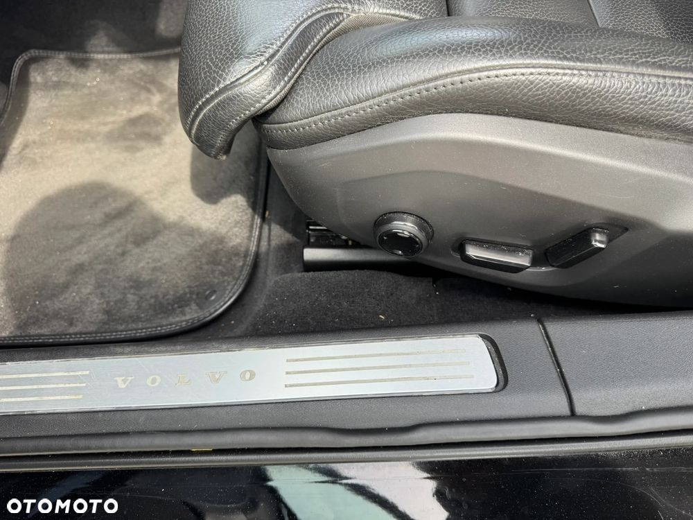 Volvo S90 D4 Inscription - 17