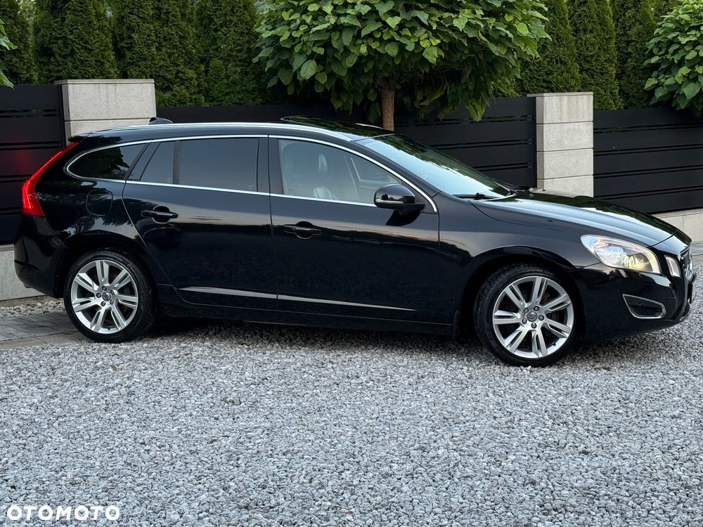 Volvo V60 T6 AWD Geartronic Momentum - 7