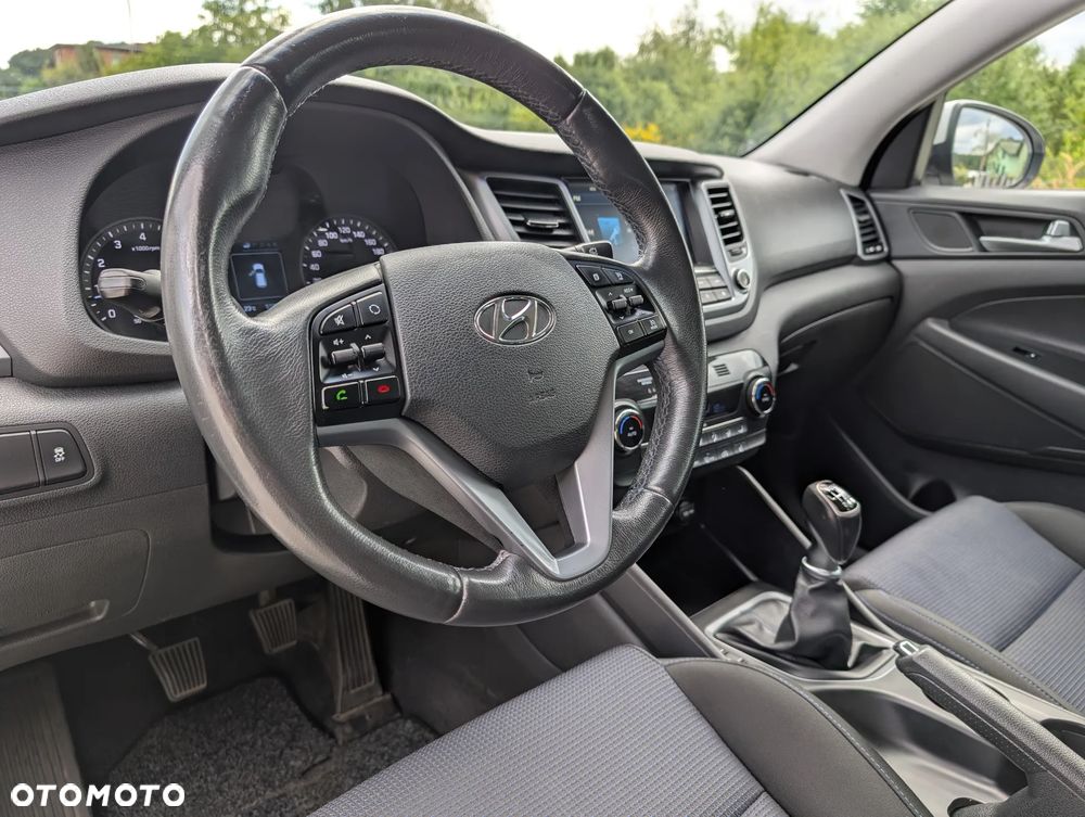 Hyundai Tucson 1.6 GDI BlueDrive Comfort 2WD - 23