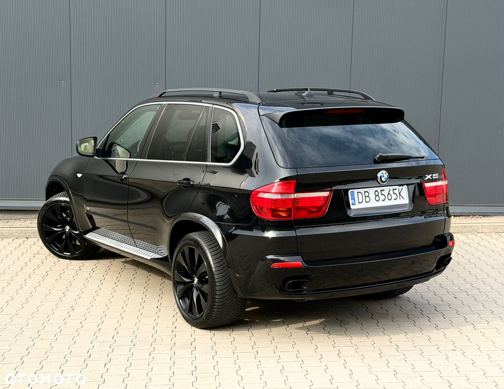 BMW X5 xDrive48i - 26