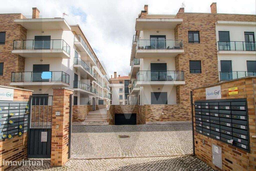 Apartamento T2, Atlântico Golf em São Martinho do Porto - Grande imagem: 2/37
