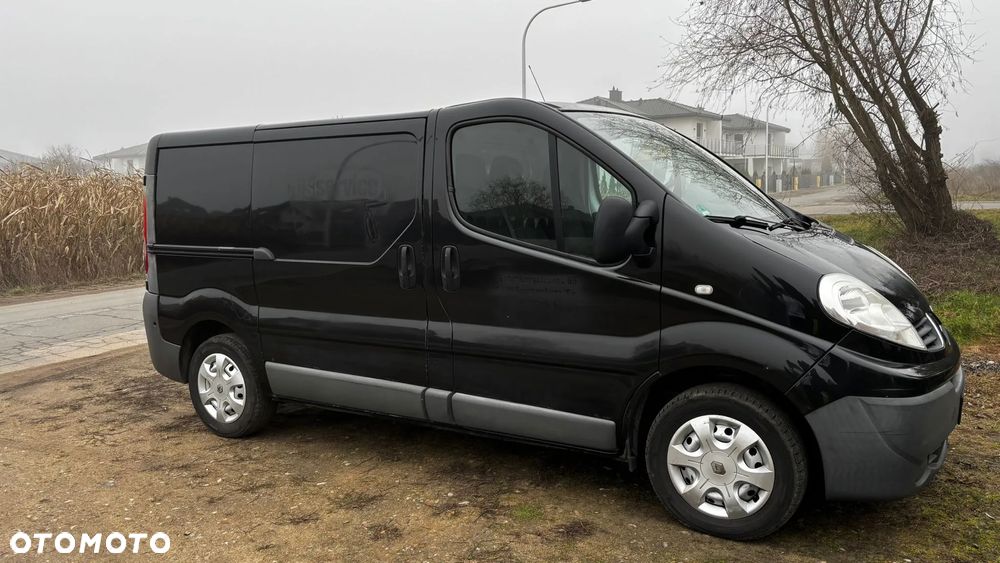 Renault Trafic - 1