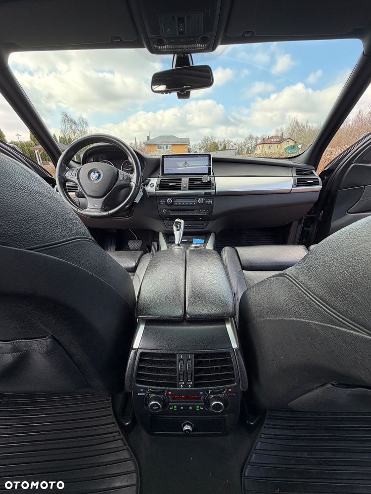 BMW X5 xDrive35d - 26