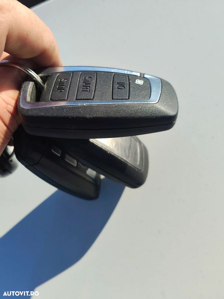 BMW Seria 5 520d Sport-Aut. - 29