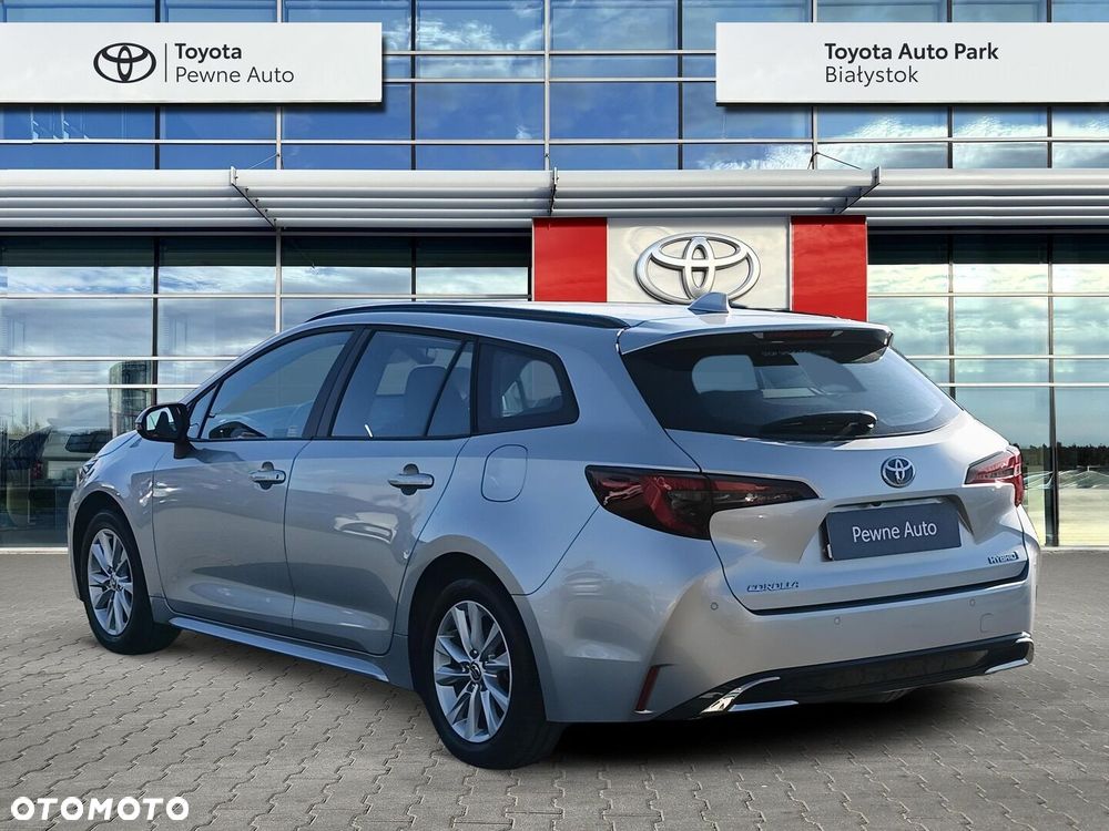 Toyota Corolla 1.8 Hybrid Comfort - 4