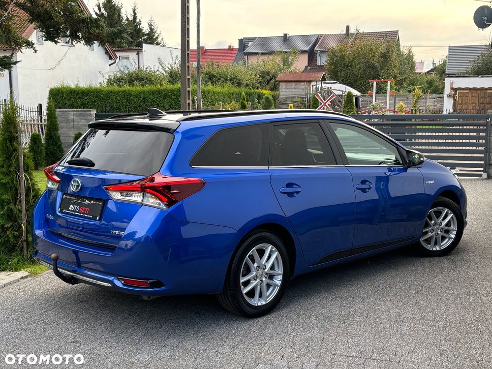 Toyota Auris 1.8 HSD Prestige NAVI - 26