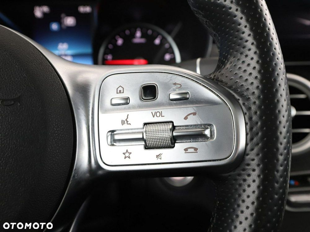 Mercedes-Benz Klasa C 220 d 9G-TRONIC AMG Line - 33